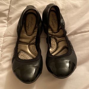 Dexflex comfort women’s black ballet flats